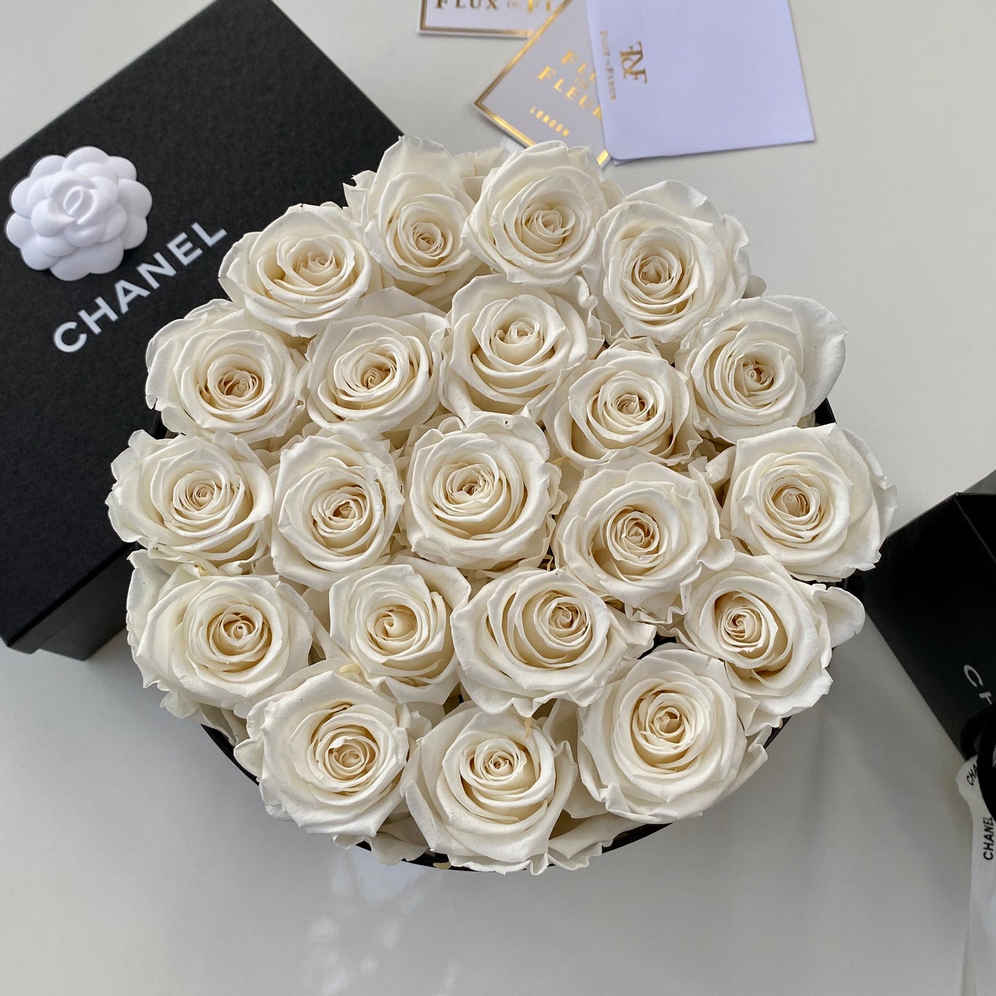 Infinity De Fleur Round