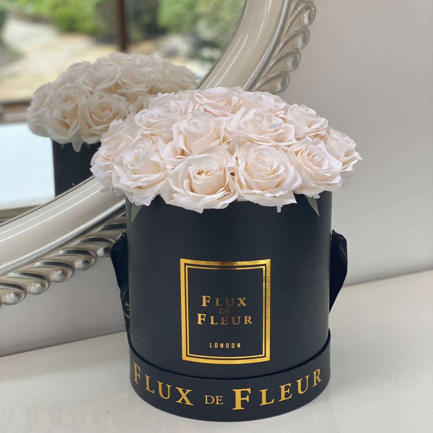 Forever De Fleur™ Round
