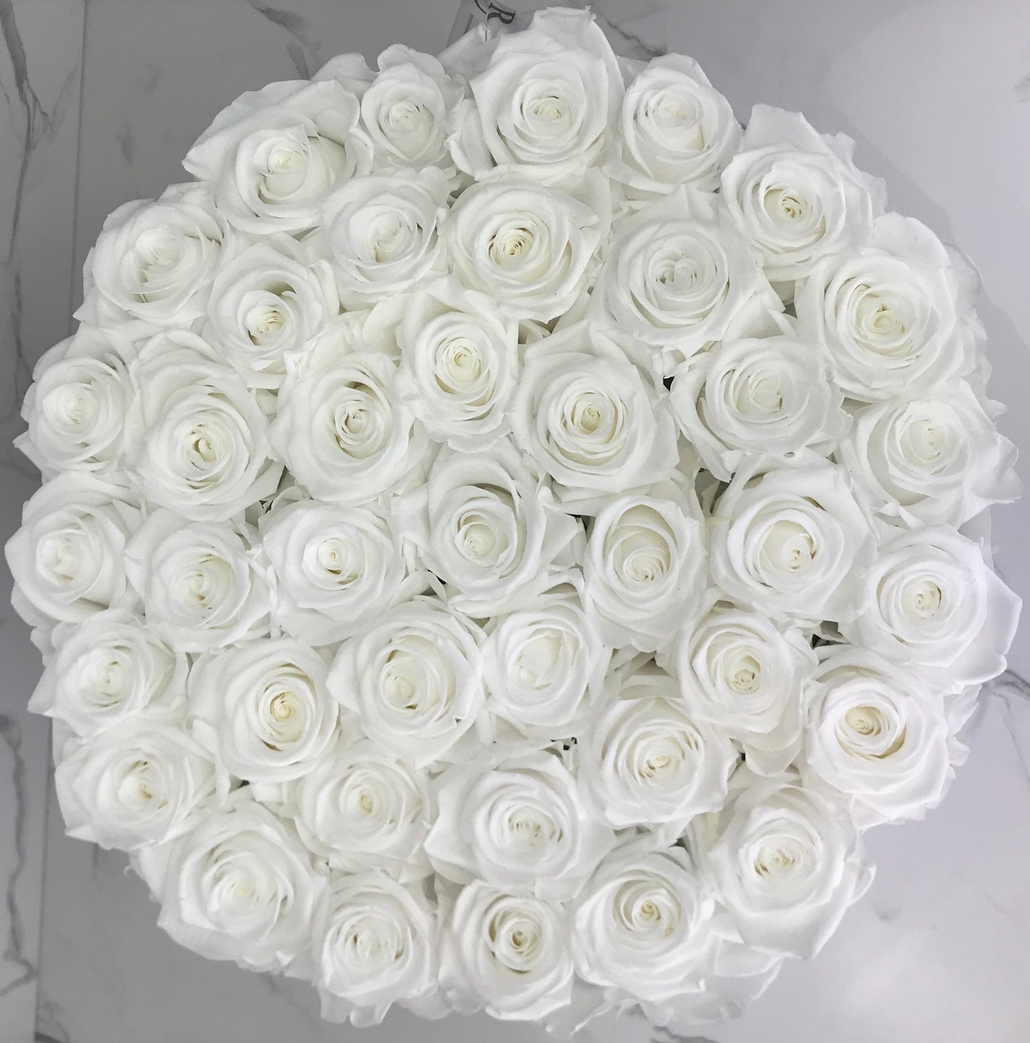 Infinity De Fleur Round