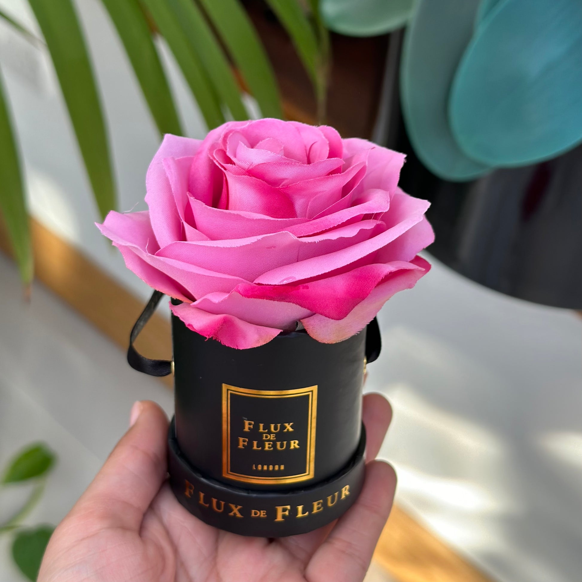 Mini robe élastique rose florale sans bretelles Forever 21 Mini robe élastique rose florale sans bretelles Forever 21