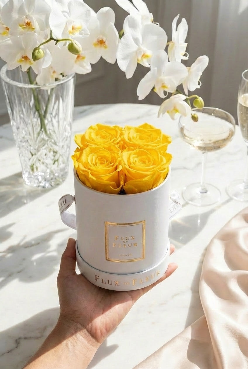 Infinity De Small Round - Roses In A Box