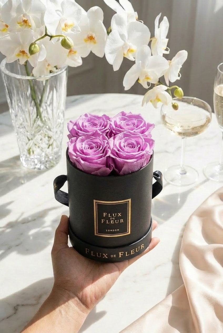 Infinity De Small Round - Roses In A Box