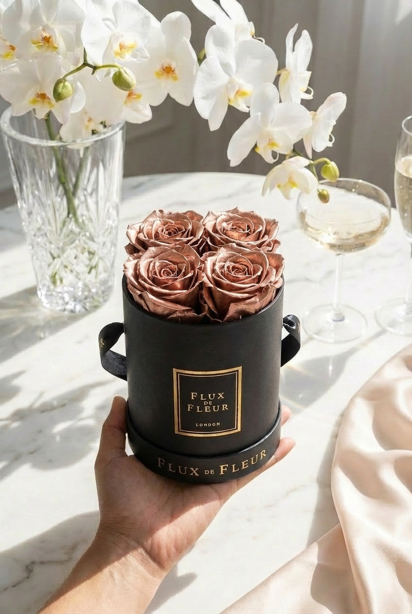 Infinity De Small Round - Roses In A Box