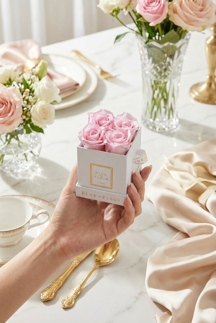 Infinity De Petite Roses - Mini Square