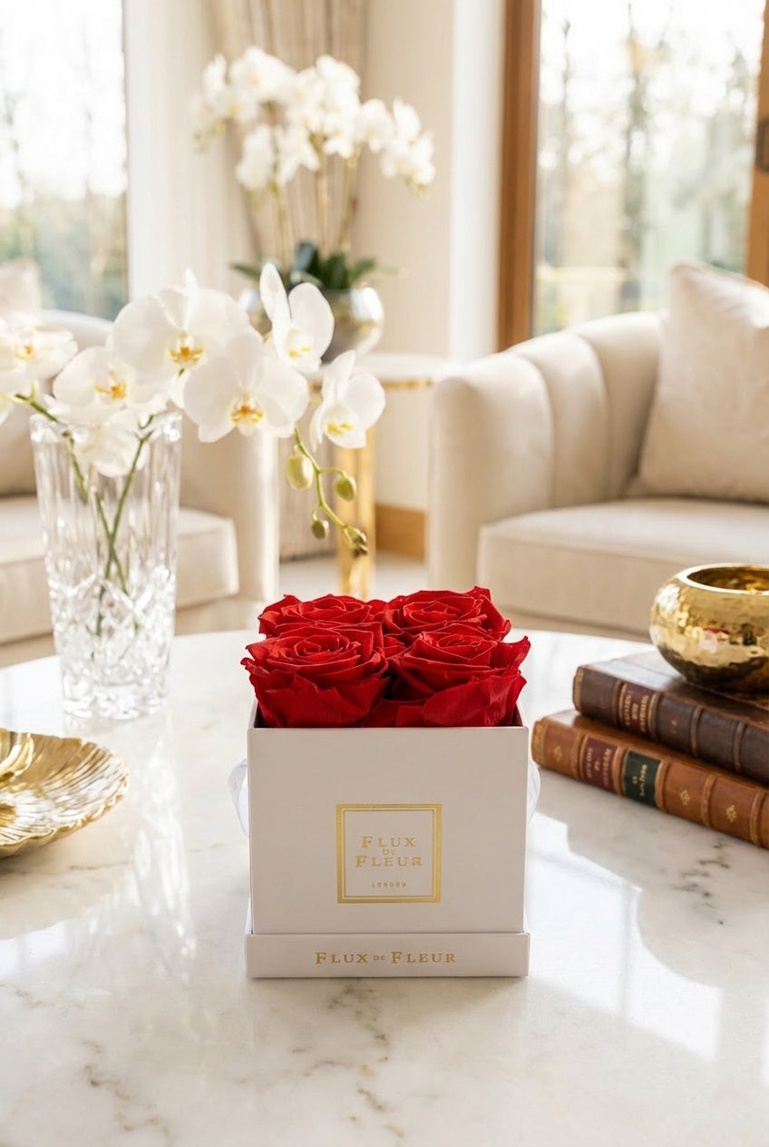 Infinity De Small - Red Roses In A Box