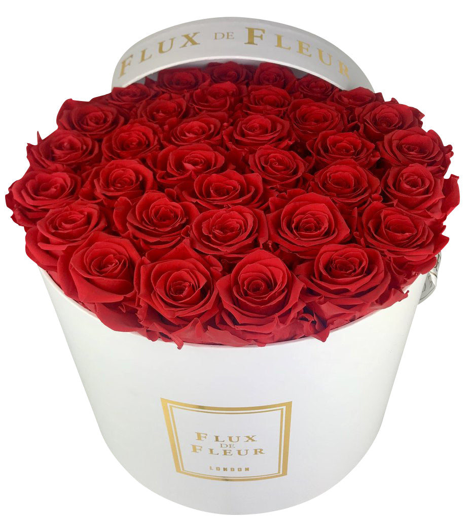 Infinity De Fleur™ Red Roses Round - Lasts One Year