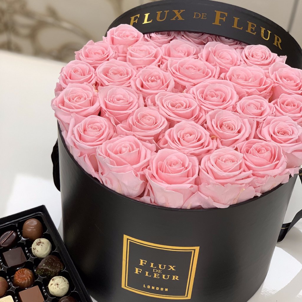 Eternity Roses - Infinity Roses - Infinity De Fleur Round - Roses In A ...